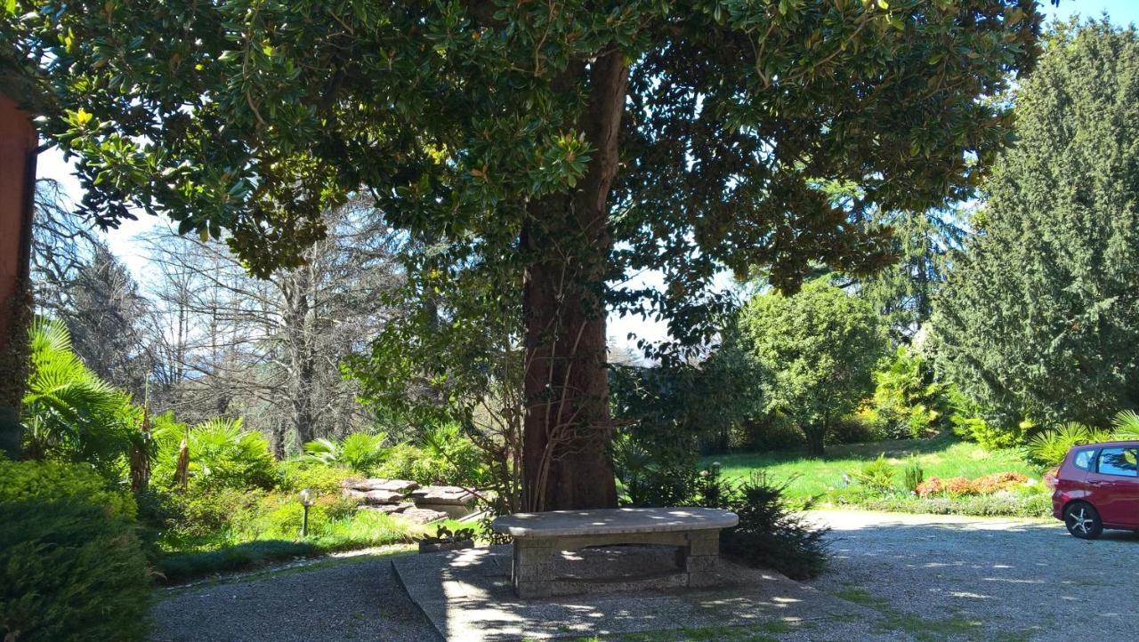 Villa Magnolia Lago Maggiore Besozzo Exterior photo